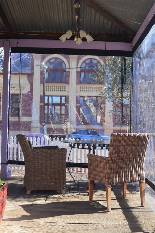Suites On Avon Йорк Экстерьер фото